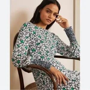 Boden Naomi smocked Jersey dress size 10R Green